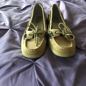 Sperry’s with cheetah print